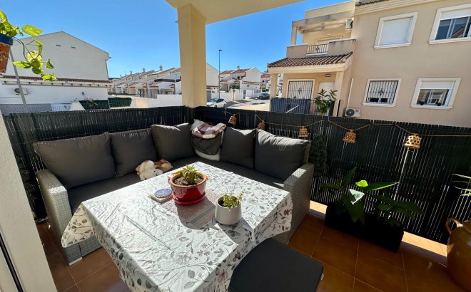Resale - Semi Detached -
San Miguel de Salinas - Residencial Los Flamencos