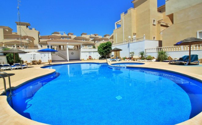Resale - Semi Detached -
San Miguel de Salinas - Residencial Los Flamencos