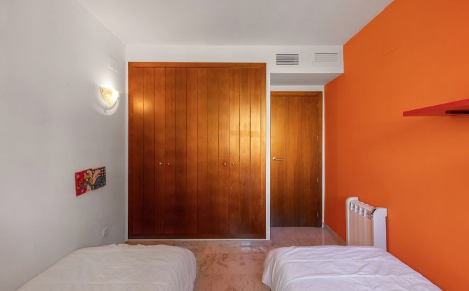 Resale - Apartment -
Torrevieja - Punta Prima