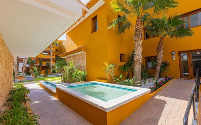 Resale - Apartment -
Torrevieja - Punta Prima