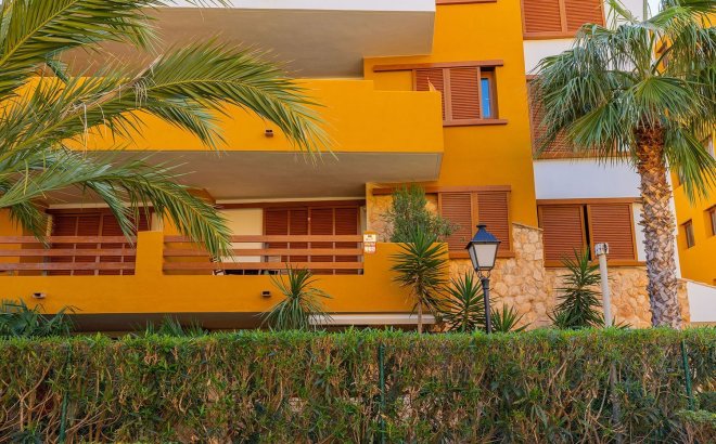 Resale - Apartment -
Torrevieja - Punta Prima
