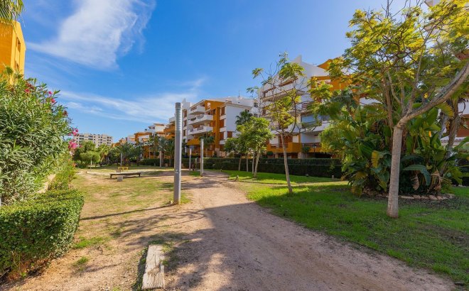 Resale - Apartment -
Torrevieja - Punta Prima