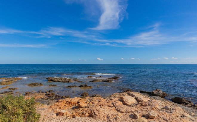 Resale - Apartment -
Torrevieja - Punta Prima