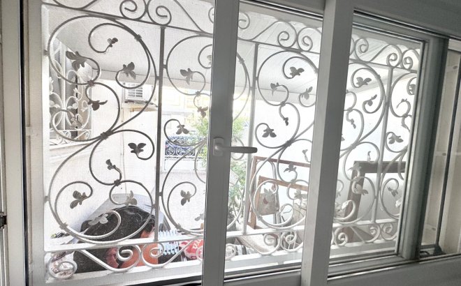 Resale - Town House -
Orihuela Costa - Playa Flamenca