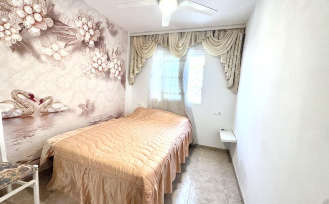 Resale - Town House -
Orihuela Costa - Playa Flamenca