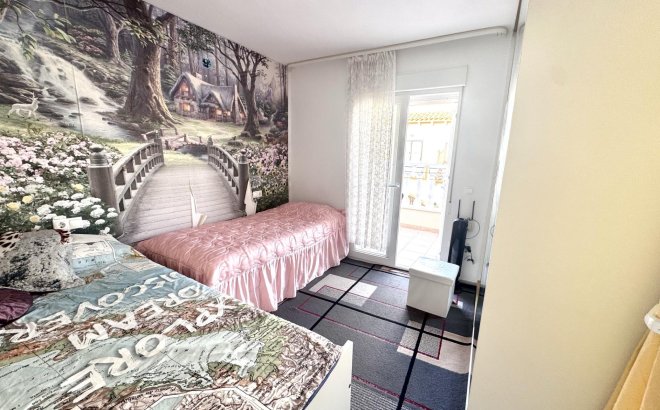 Resale - Town House -
Orihuela Costa - Playa Flamenca