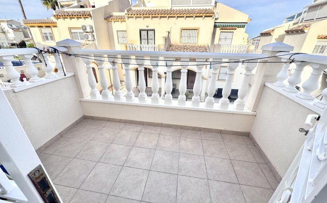 Resale - Town House -
Orihuela Costa - Playa Flamenca