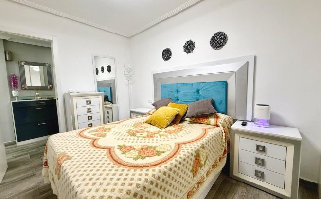 Resale - Apartment -
Torrevieja - PARQUE DE LAS NACIONES