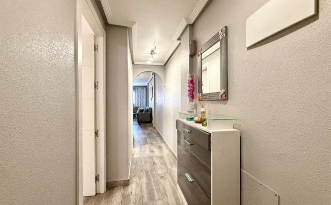 Resale - Apartment -
Torrevieja - PARQUE DE LAS NACIONES