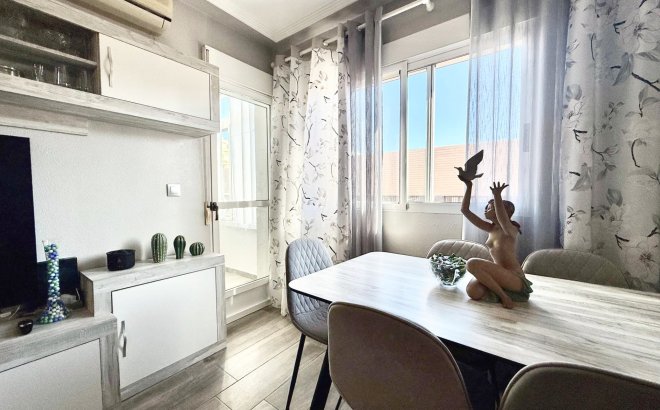 Resale - Apartment -
Torrevieja - PARQUE DE LAS NACIONES