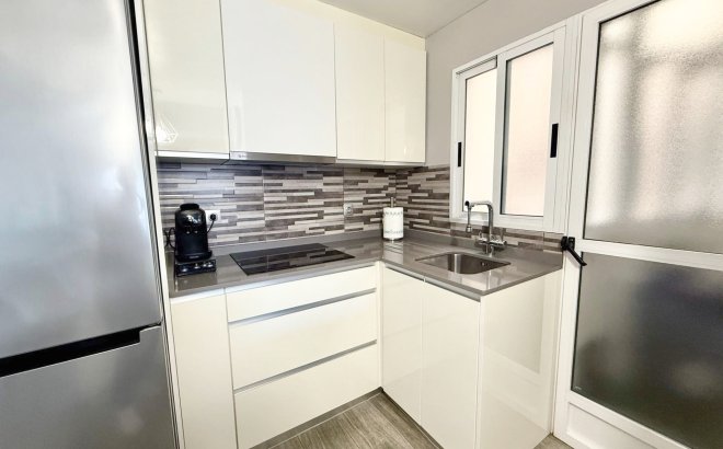 Resale - Apartment -
Torrevieja - PARQUE DE LAS NACIONES