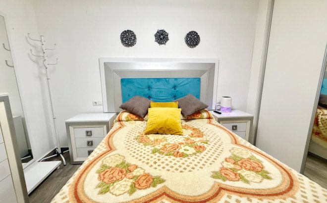 Resale - Apartment -
Torrevieja - PARQUE DE LAS NACIONES