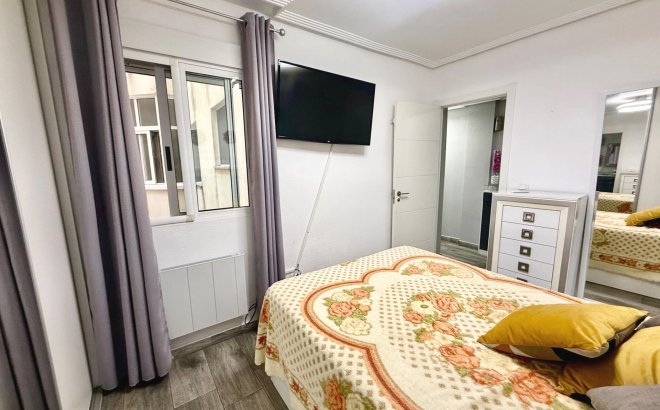 Resale - Apartment -
Torrevieja - PARQUE DE LAS NACIONES