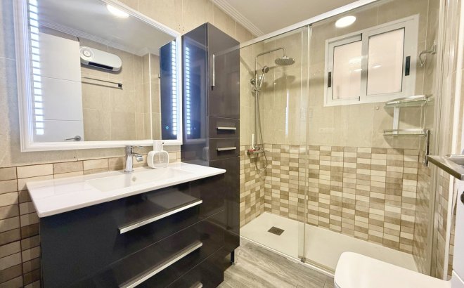 Resale - Apartment -
Torrevieja - PARQUE DE LAS NACIONES