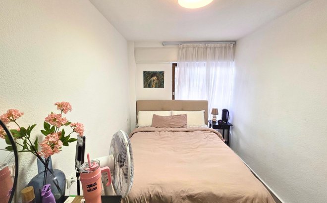 Resale - Apartment -
Torrevieja - Playa del Cura