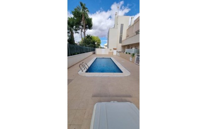 Resale - Town House -
Orihuela Costa - Villamartín-las Filipinas