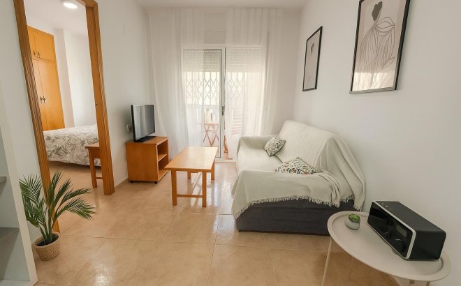Resale - Apartment -
Torrevieja - Habaneras