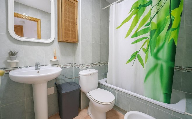 Resale - Apartment -
Torrevieja - Habaneras