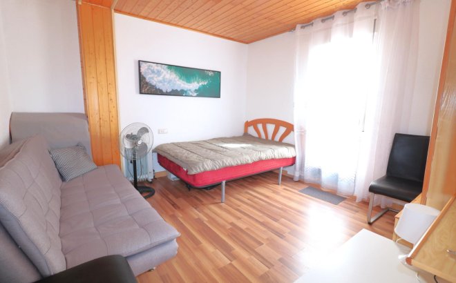 Resale - Penthouse -
Torrevieja - Acequion
