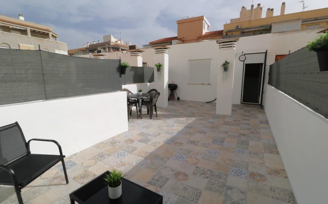 Resale - Penthouse -
Torrevieja - Acequion