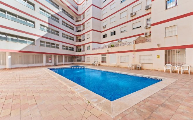 Revente - Appartement -
Torrevieja - Costa Blanca