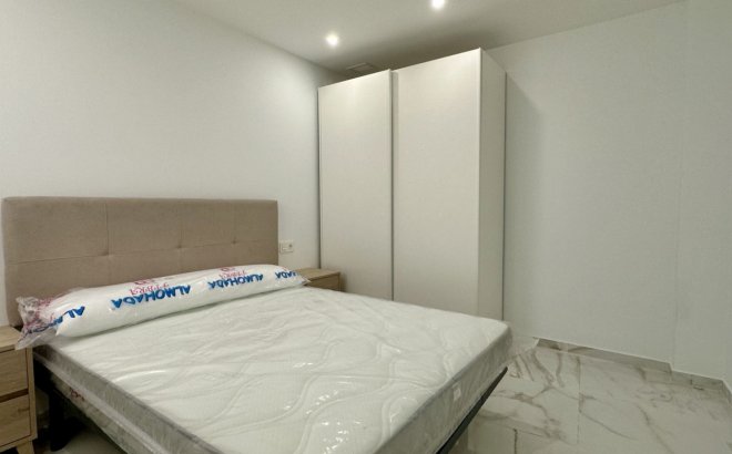 Resale - Apartment -
Torrevieja - Costa Blanca