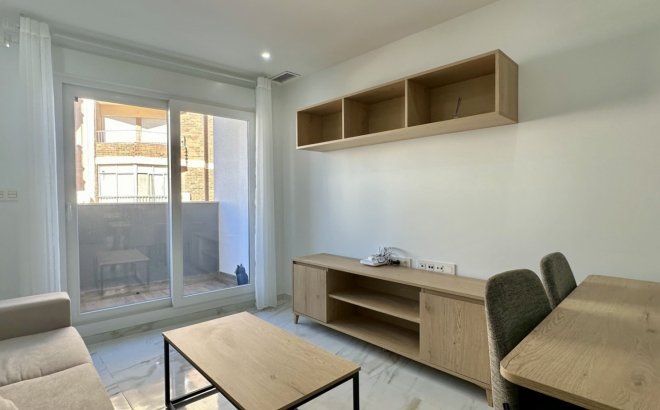 Resale - Apartment -
Torrevieja - Costa Blanca