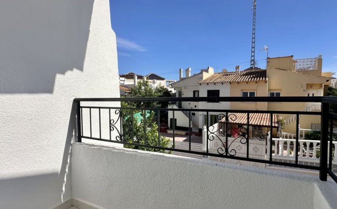 Resale - Town House -
Torrevieja - Costa Blanca