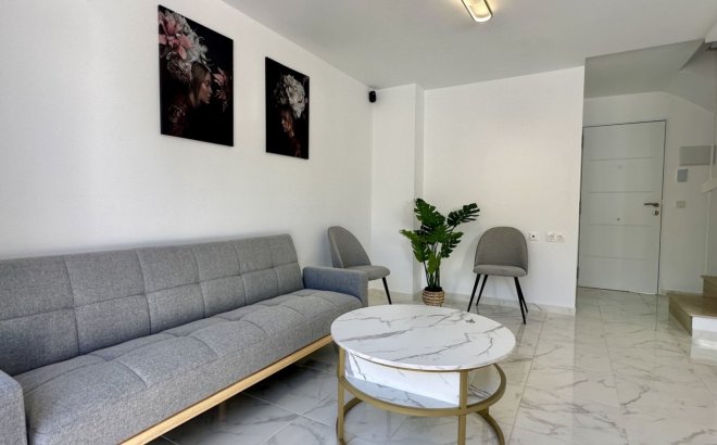 Resale - Town House -
Torrevieja - Costa Blanca