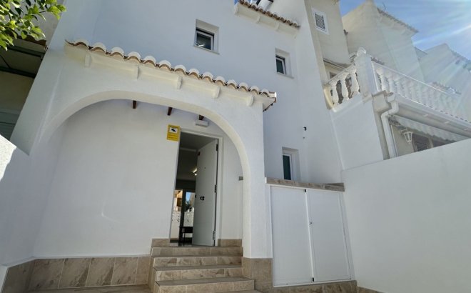 Resale - Town House -
Torrevieja - Costa Blanca