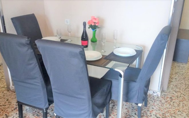 Resale - Apartment -
Punta Prima - Costa Blanca