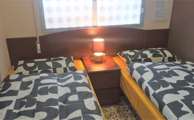 Resale - Apartment -
Punta Prima - Costa Blanca