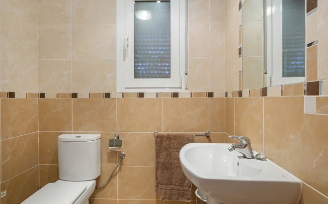 Resale - Villa -
Torrevieja - Los Balcones