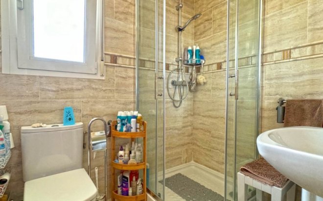 Resale - Villa -
Torrevieja - Los Balcones