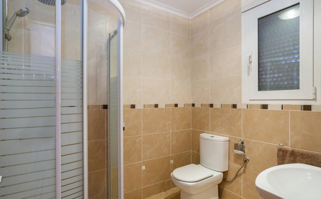 Resale - Villa -
Torrevieja - Los Balcones