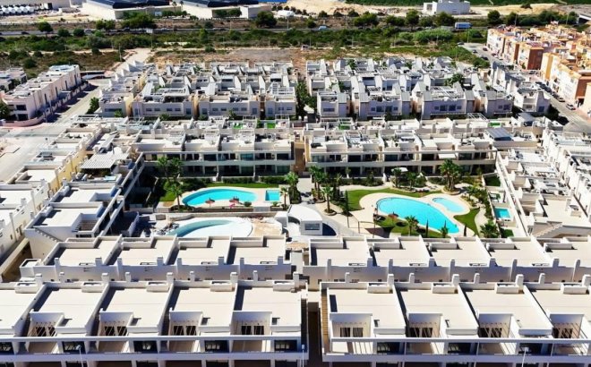 Herverkoop - Appartement -
Torrevieja - Costa Blanca