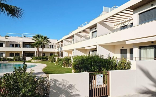 Herverkoop - Appartement -
Torrevieja - Costa Blanca