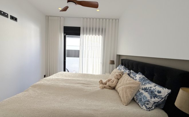 Resale - Apartment -
Pilar de la Horadada - Costa Blanca