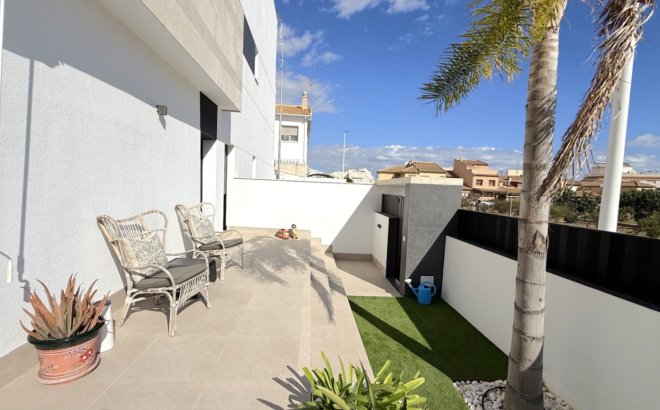 Resale - Apartment -
Pilar de la Horadada - Costa Blanca