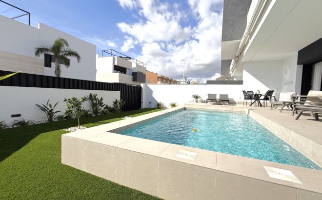 Resale - Apartment -
Pilar de la Horadada - Costa Blanca