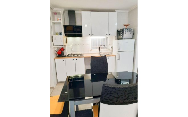 Revente - Appartement -
Torrevieja - Centro