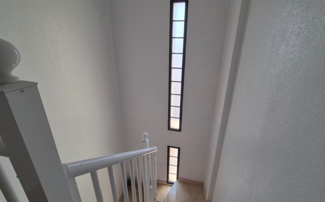 Resale - Dúplex -
Torrevieja - Costa Blanca