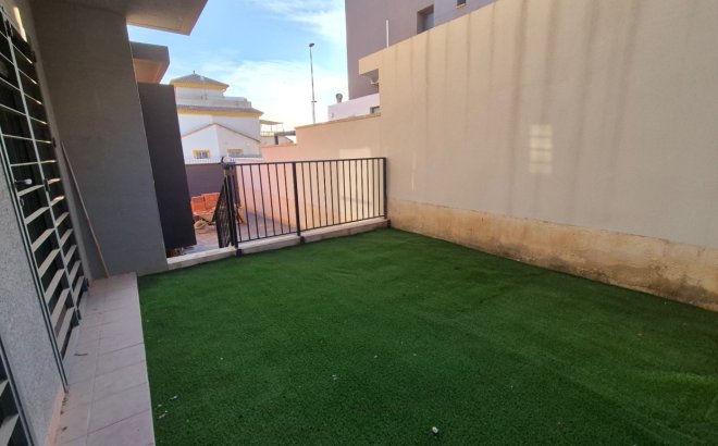 Resale - Dúplex -
Torrevieja - Costa Blanca