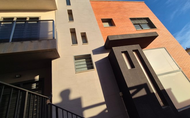 Resale - Dúplex -
Torrevieja - Costa Blanca