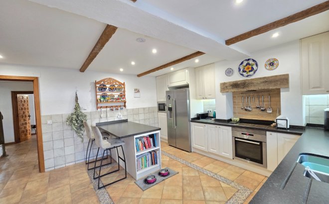 Resale - Villa -
Orihuela Costa - Costa Blanca