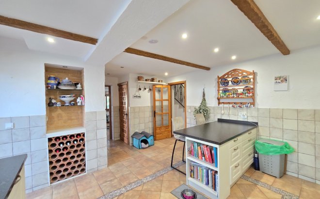 Resale - Villa -
Orihuela Costa - Costa Blanca