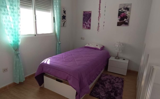 Resale - Bungalow -
Orihuela Costa - Los Almendros-la Florida