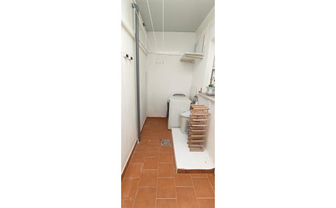 Resale - Bungalow -
Orihuela Costa - Los Almendros-la Florida