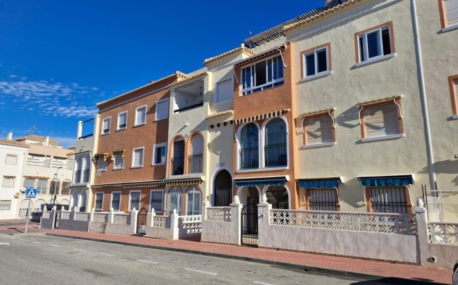 Resale - Bungalow -
Torrevieja - Playa De Los Naufragos