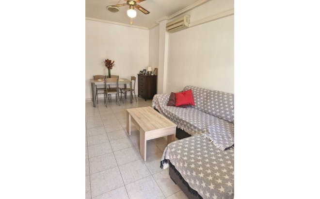 Resale - Bungalow -
Torrevieja - Playa De Los Naufragos